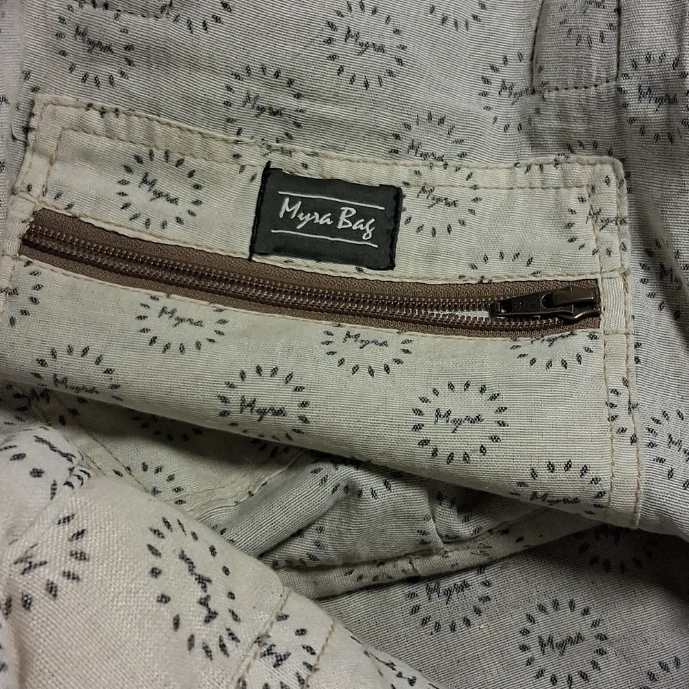 Myra Bag Shoulder Bag